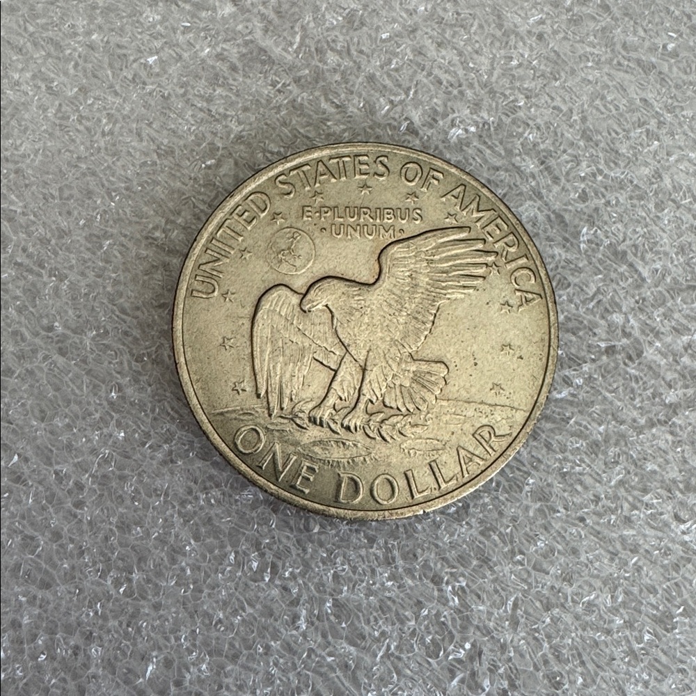 1971 Eisenhower Dollar Coin - Picture 2 of 5